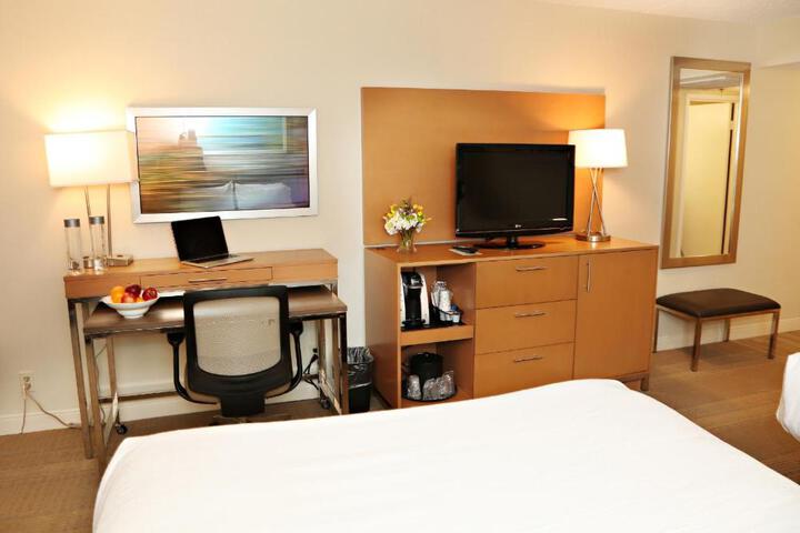 2 Double Beds Accessible (2 of 2)