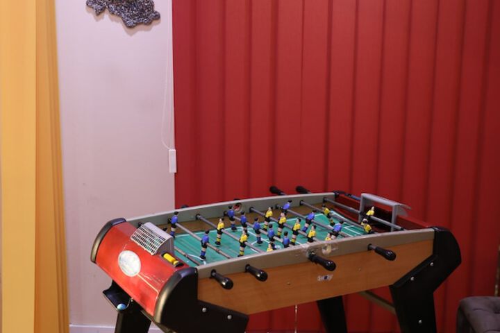 Room 26 of 34