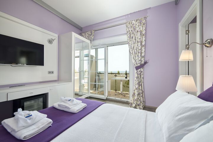 Room 8 of 29