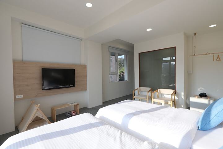 Room 40 of 75