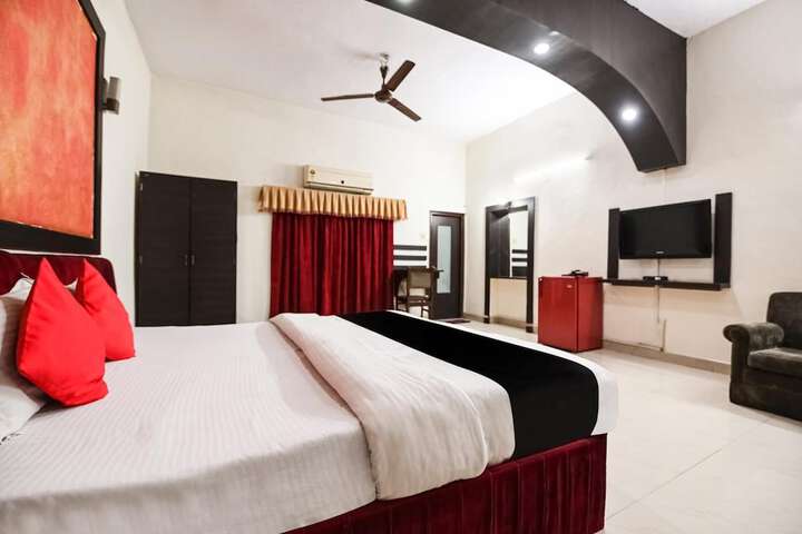 Room 26 of 57