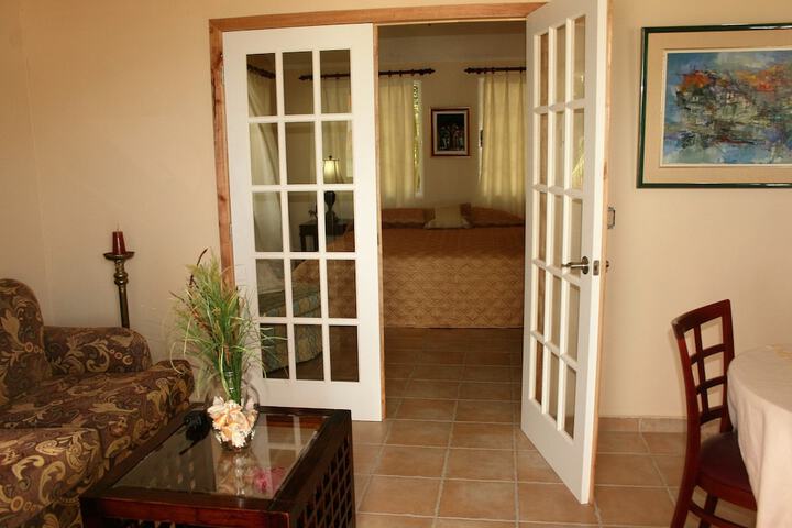 Room 26 of 108