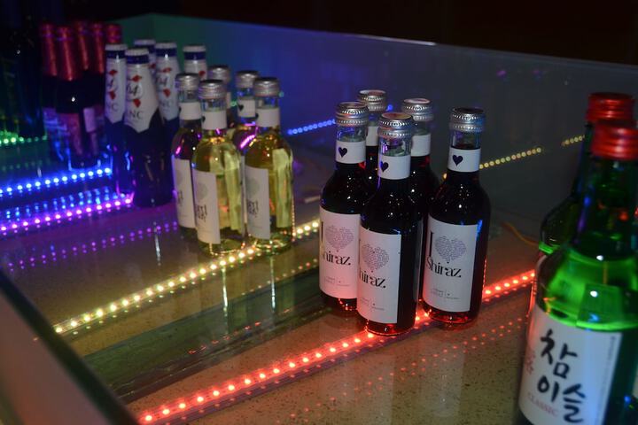 Lounge 69 of 86