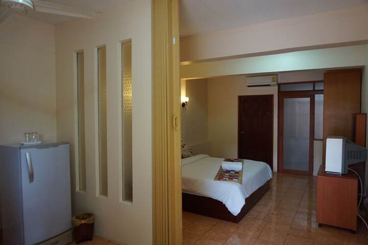 Room 8 of 53