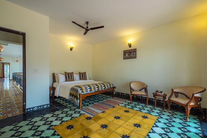 Room 3 of 13