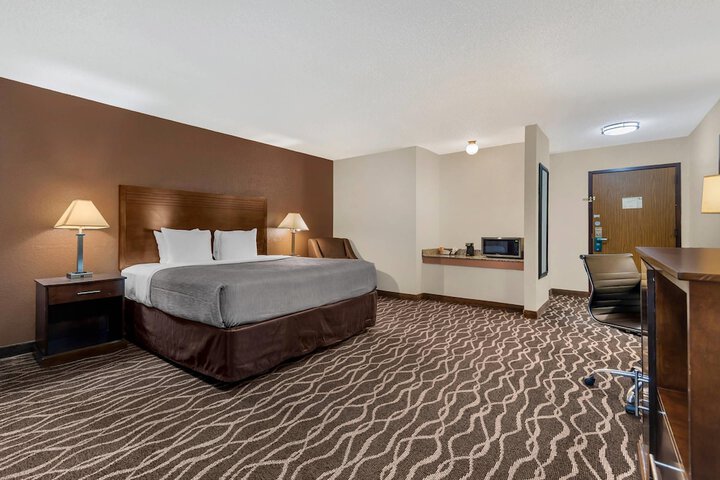 Room 15 of 50