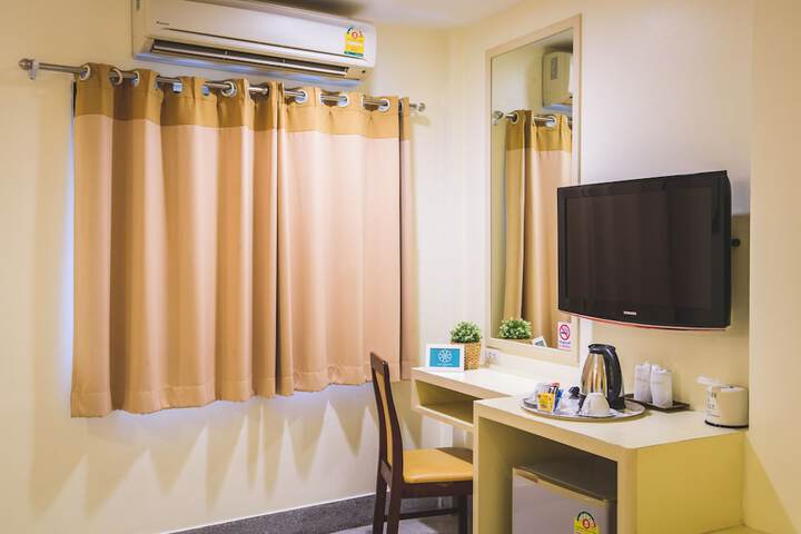Room 7 of 39