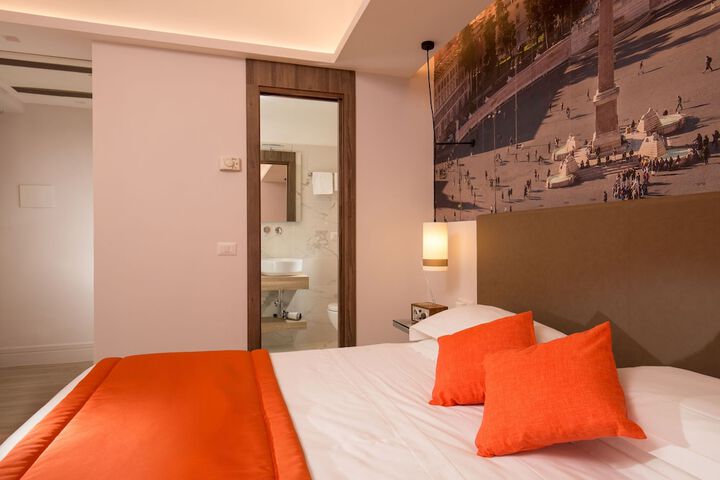Room 14 of 49