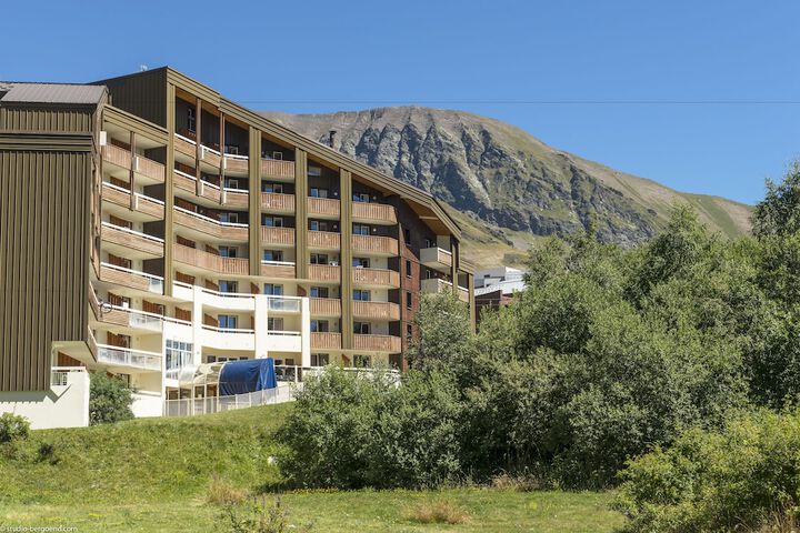 Hotel 102 of 111
