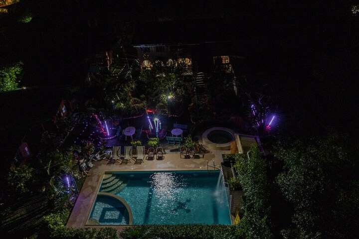 Hotel 77 of 79