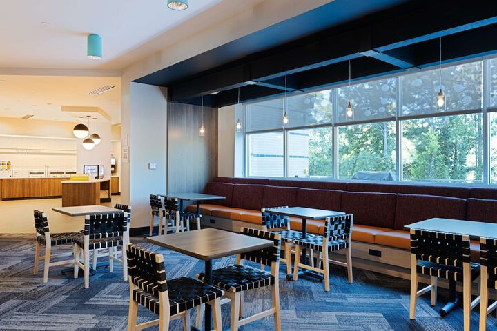 Breakfast area