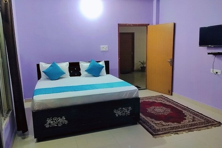 Room 8 of 10