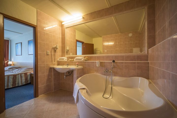 Clean Restrooms