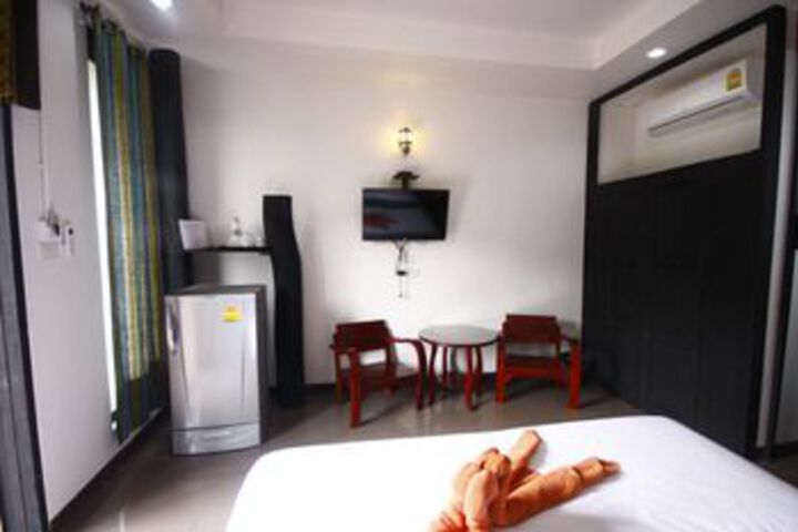 Room 20 of 33
