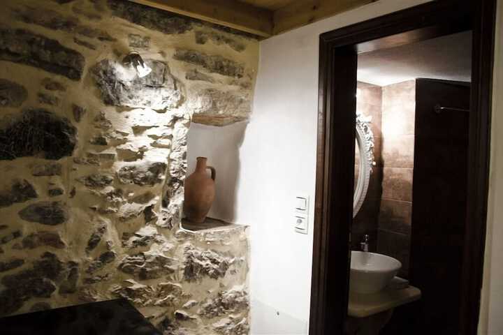Room 49 of 58
