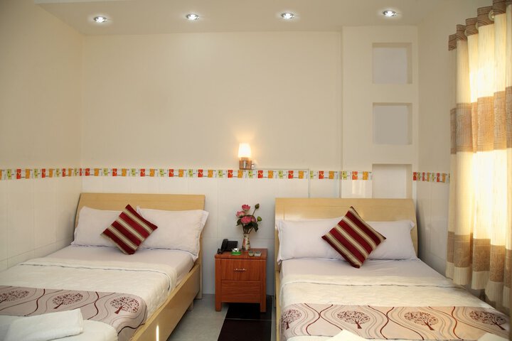 Room 3 of 17