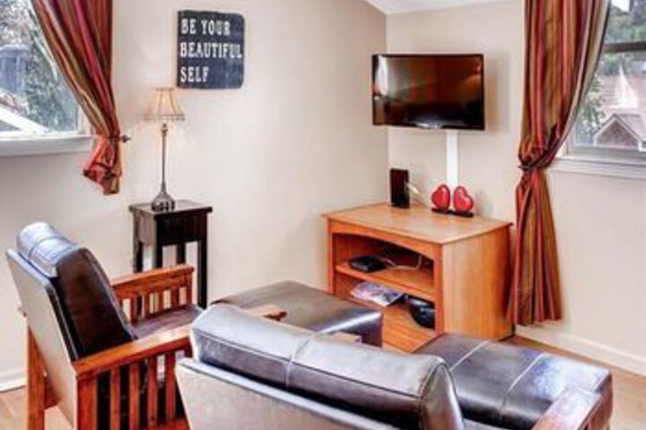 Room 25 of 27