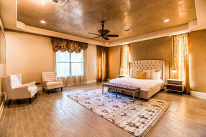 Room 22 of 26