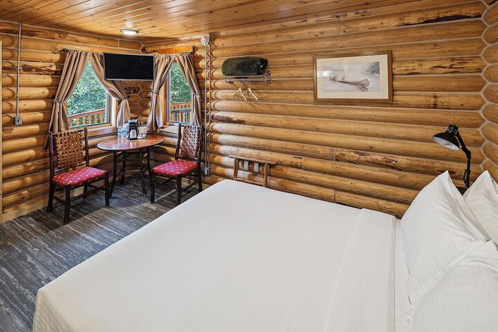 Room 10 of 52