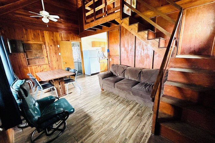 Room 25 of 51