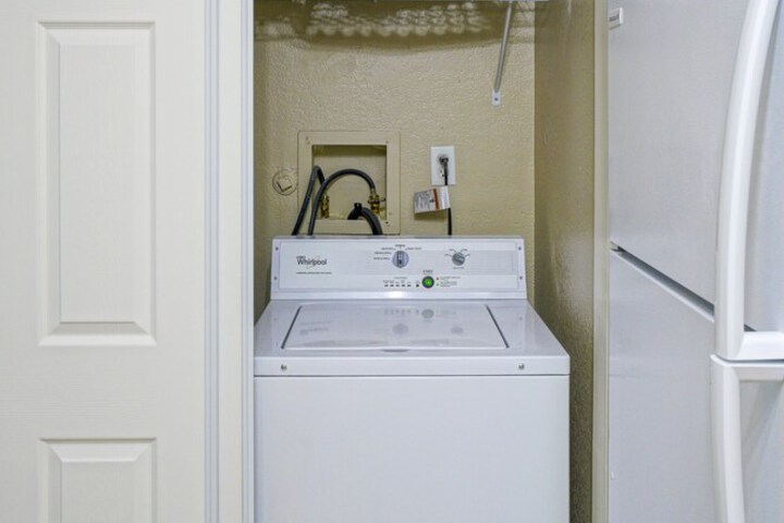 Laundry 41 of 59
