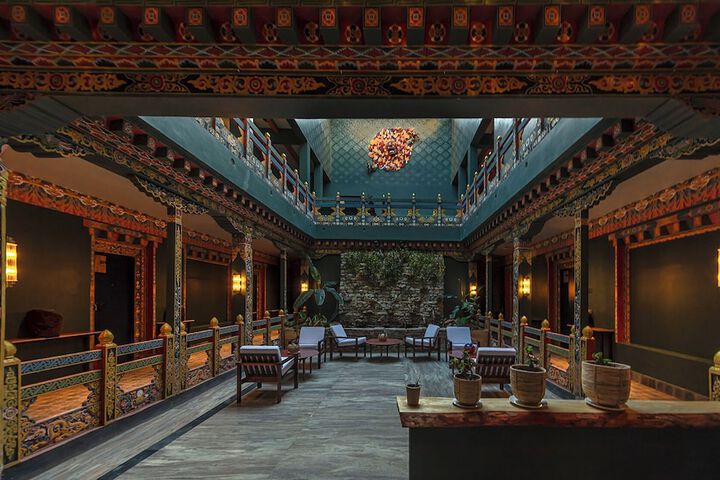Ballroom/Hall 64 of 88