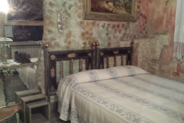 Room 16 of 86