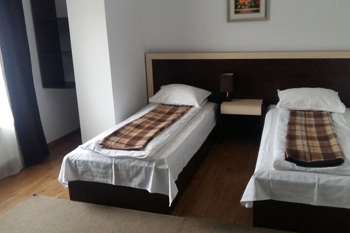 Room 3 of 15