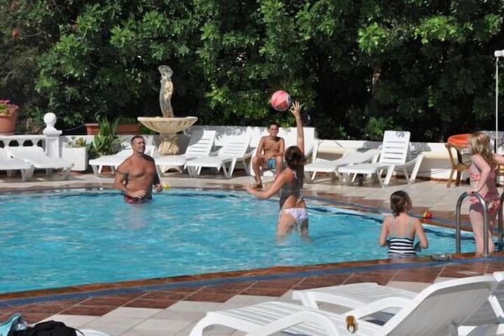 Pool Hotel