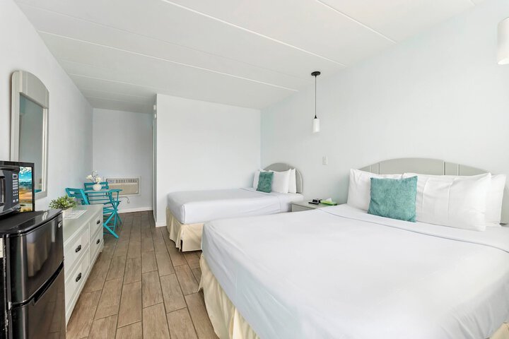 Room 28 of 75