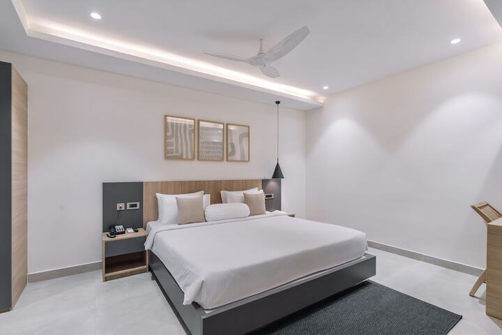Room 10 of 40