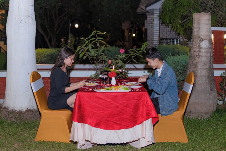 Dining 77 of 126