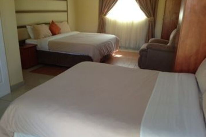 Room 9 of 31