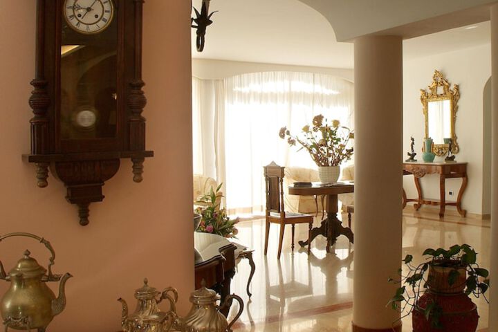 Hotel Interior 4 of 88