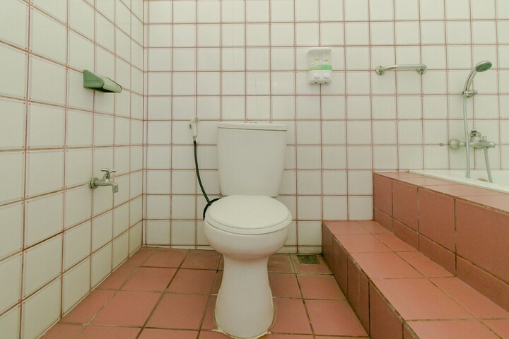 Room 48 of 57