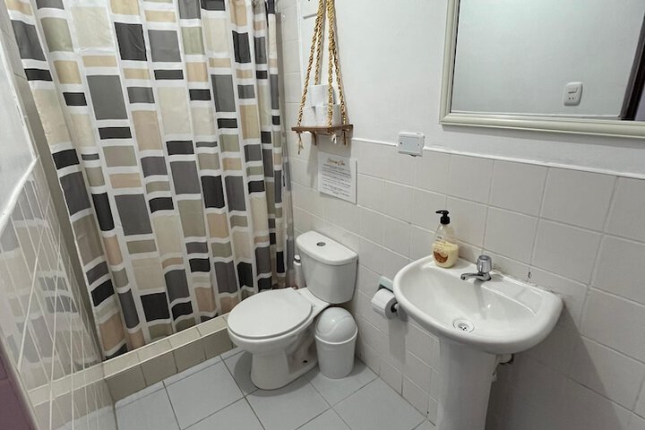 Room 122 of 178
