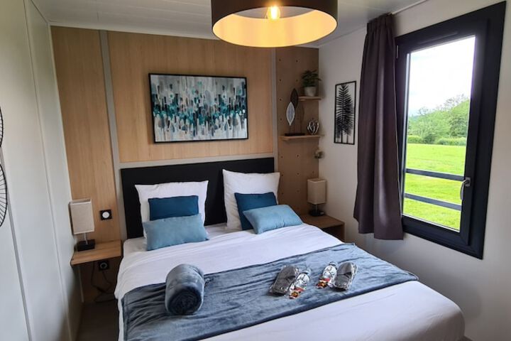 Room 12 of 64