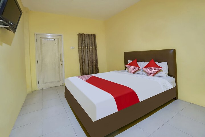Room 9 of 26