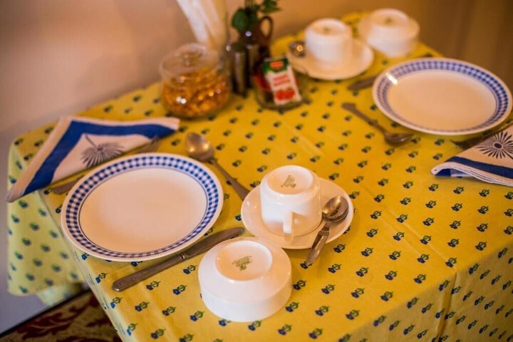 Dining Photos