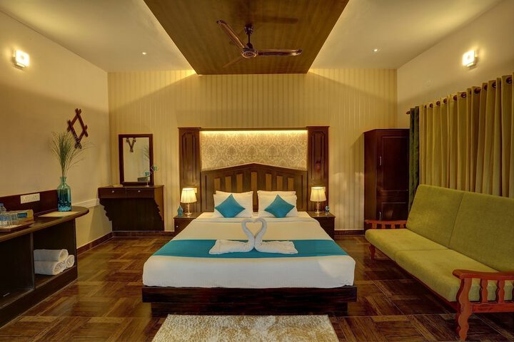 Room 4 of 34