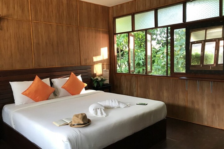 Room 12 of 51