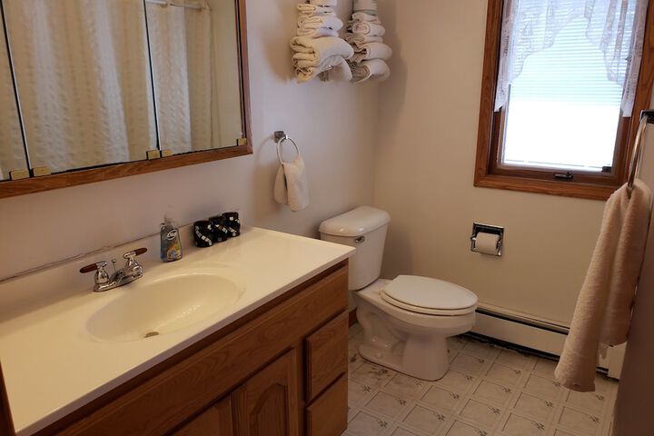 1 King Bed Beach Front Jetted Tub (3 of 40)