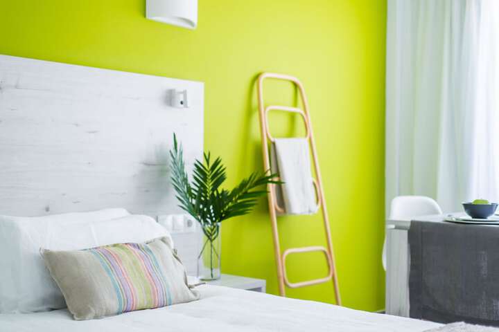 Room 2 of 66