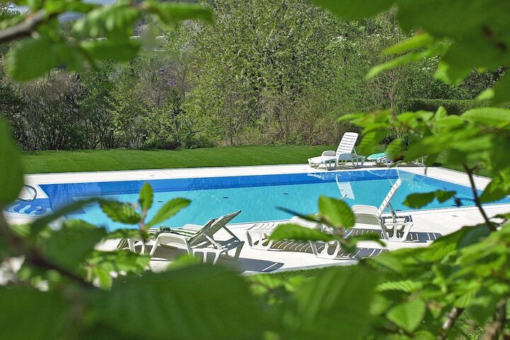 Pools & Facilities
