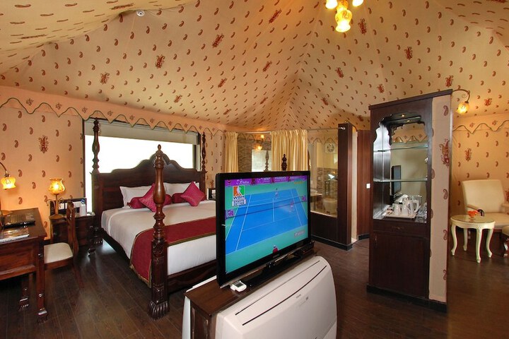 Room 7 of 40
