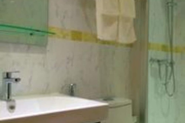 Bath Photo