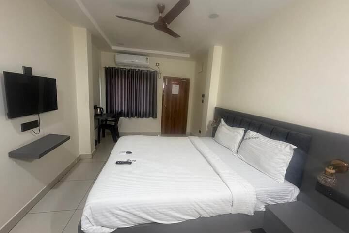 Room 26 of 39