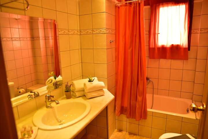 Room 45 of 117