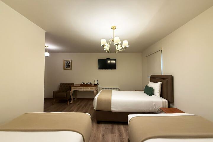 Room 11 of 75