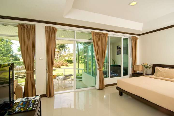 Room 10 of 61